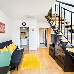 Bpr Soho Boutique With Ac Apartment